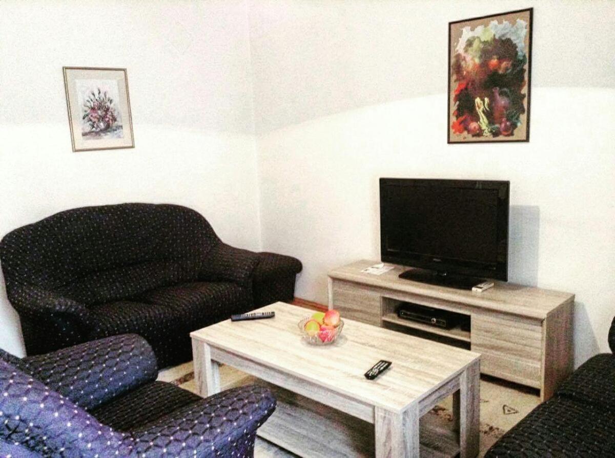Apartment Buzarovski Skopje Eksteriør bilde
